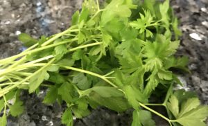 How to Dry Parsley